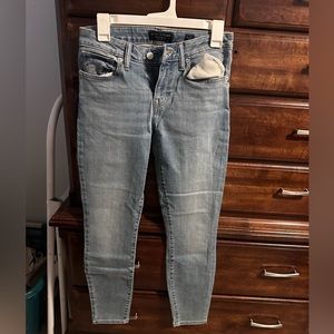 Lucky Brand Light Wash Jeans